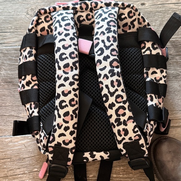 Wolf Leopard Print Backpack - Picture 6 of 10